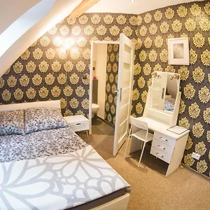 Hostel Fitness - Restauracja, Darmowy Parking I Silownia